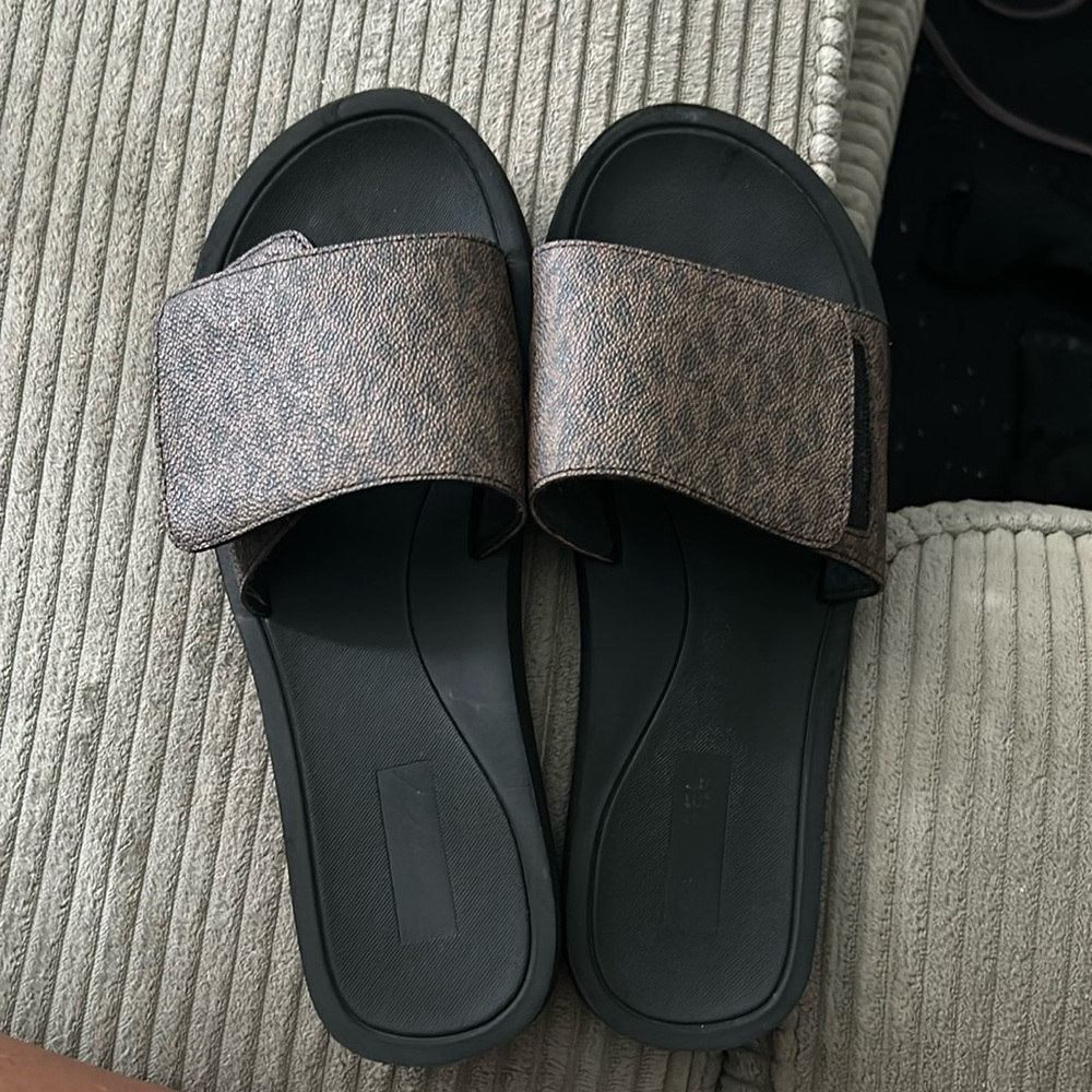 MK Slides! Willing to negotiate price!